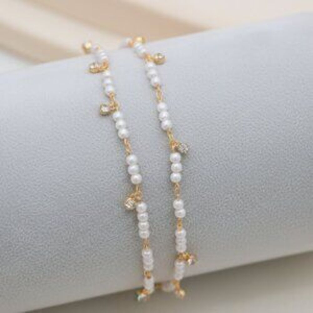 "Elegant & Trendy Bracelet, A Perfect Gift for Women, Thoughtful, EVCH1716